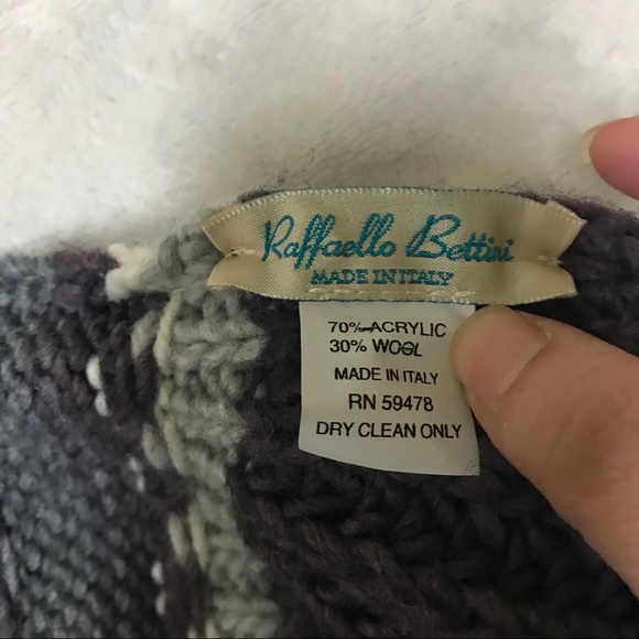 Raffaelio Bettini shoulder shawl -Made in Italy - Picture 2 of 2